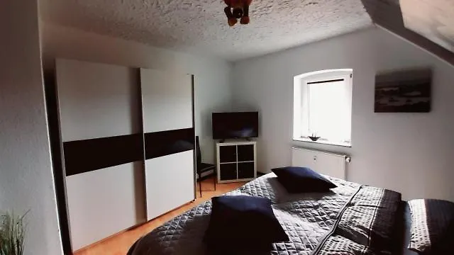 Am Vulkanpfad Ettringen (Rhineland-Palatinate)