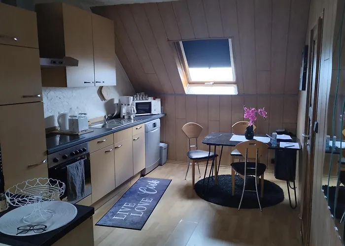 Am Vulkanpfad Ettringen (Rhineland-Palatinate)